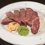 牛肉商 牛旬 三郎 - 上ヒレ