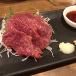 名物東京やきとん - 馬刺し580円