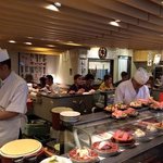 Heiroku Sushi Sendai Hachimancho Ten - 回転寿司の店内イメージ