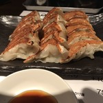 Gyoza no Katsu Ishibashi Ekimae Ten - 餃子