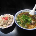 Nisshintei Kuno Ten - ラーメン+半チャーハン