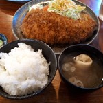 Cha no Ma - ロースカツ７５０円、定食セット１５０円