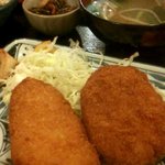 旬菜厨房　恵比須屋 - チーズササミカツとコロッケ