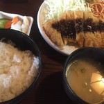 Tonkatsu Tatsumi - とんかつ定食1050円