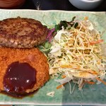 Washoku Sato Toyokawa Omiabura Ten - 「日替り定食（ハンバーグとコロッケ）」（645円）