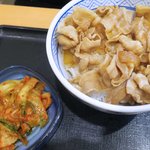 吉野家 - ＜参考＞豚キムチ丼