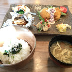 h Hisago - ランチ@期間限定 冬のぬくもりデリランチ 1,200円 飲み物付き