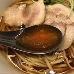 中華蕎麦 三藤 - 中華そば醤油味、味玉付き