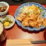 Wafu Restaurant Uokatsu - この日は「しょうが焼き定食」(680円税込)