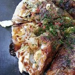 Okonomiyaki Yukiyoshi - お好み焼肉入り