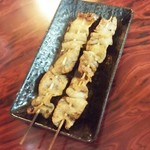 Izakaya Koshien - 鶏皮串　塩　100円/本