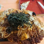 Ramen Tairyo - 入れ物のお重は普通サイズだか、カツは載りきらない！