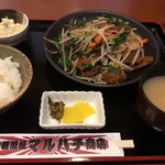 マルハチ商店 - ☆ニラレバ定食☆