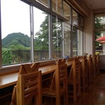 Restaurant Shokuinshitsu - カウンター席は８席あります