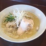 めん処 金太 - 料理写真:熟成鶏そば（鶏白湯）730円