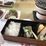 みどりや - カツオの炙り重定食