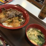 Sukiya Sapporo Yamahana Ten - 和牛すき焼き丼