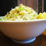 ラーメン豚力 - サイドビュー。