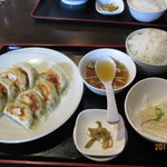 A Q Hanakoganei Ten - 自家製焼き餃子定食