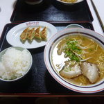 Shinchan Ramen - 餃子定食