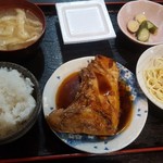 Ishoku Kobo Ruriruri Tei - ぶりカマ照り焼き定食￥600