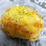 ドンクエディテ - じゃがいもとチーズのガレット200円