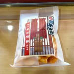 神田明神売店 - 神田勝餅のうに。
            税込500円。
            美味し。