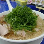 来来亭 - 葱ラーメン 大盛(背油多め、唐辛子抜き)