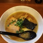 まことや - 醤油ラーメン700円