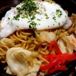 Yama no Saru Shiroishi Ten - 鉄板ソース焼きそば598円