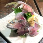 Edo Ya Sushi Hachi - 釣りアジ￥880