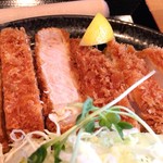 Tonkatsu Katsuyuu - ミニサイズでも肉はしっかりと厚切り