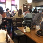 Kitchen Haseya - お店の内観です
      とにかく混んでいます