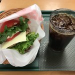 モスバーガー - 合計で980円（税込）