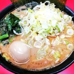 ラーメン 杉田家 本店 - 