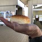 道の駅やちよ 農産物直売所 - あんぱんの厚み