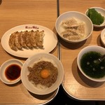 餃子の福包 駒沢店 - 