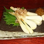 Taishu Okinawa Sakaba Yujutei - 島らっきょう、生を味噌マヨで