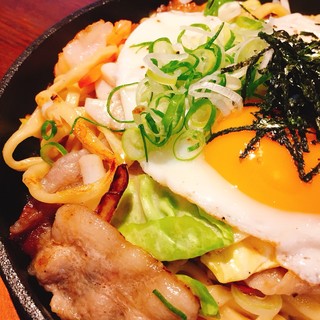 【こだわり】開花楼の生麺使用の焼きそば