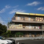 Tezukuri Pan Natori - このマンションの1階左側にお店はあります 201805