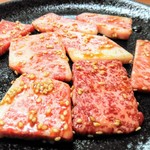 Yakiniku Dining Keifukuen - 上カルビ