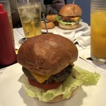 DOUG'S BURGER Miyakojima Honten - 