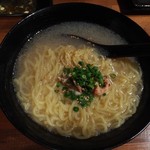 Sumibi Yaki Torikou - 鶏白湯ラー麺（580円）。〆にはちょうど良いか。