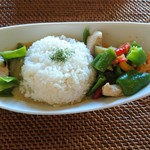 DAIZY - グリーンカレー  ランチ850円   あれば必ず頼みます 