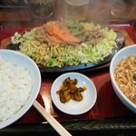 千徳 - スタミナライス￥860+半ラーメン￥120