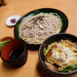 良寛 - 蕎麦(うどん)+日替わり丼のセット。