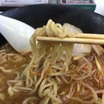 とん太ラーメン - みそネギラーメン 麺