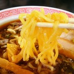 幸楽苑 - 麺持ち上げ