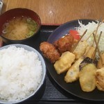 Kushi Katsu Dengana Nakano Te - B定食