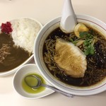 Menya Toyoyoshi - 黒醤油500円とミニカレーライス250円